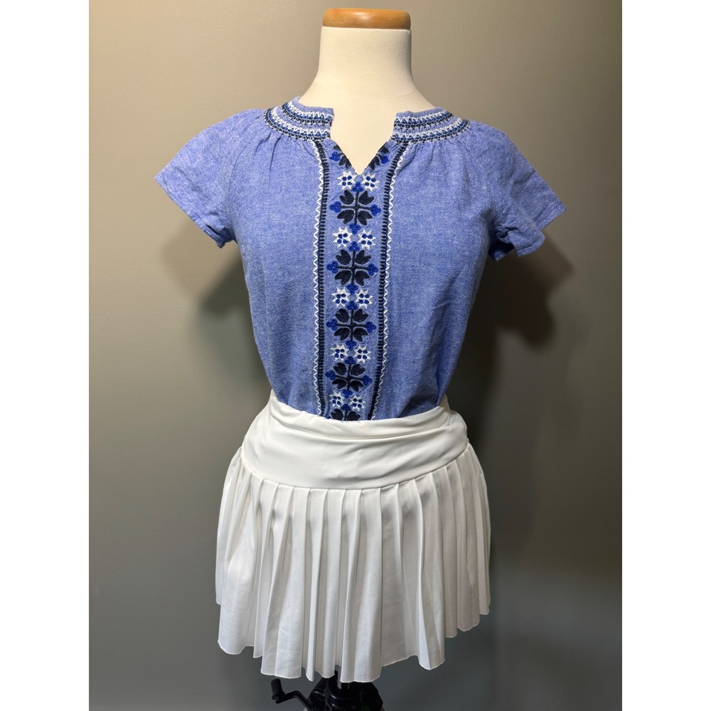 Talbots Petite Blue Embroidered Top Short Sleeve V-Neck Casual Blouse‎ Size P